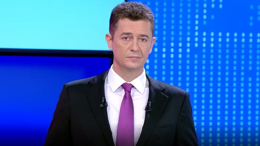 Ο Αντώνης Σρόιτερ επιστρέφει με πρόσωπα έκπληξη στο κεντρικό δελτίο ειδήσεων του Alpha