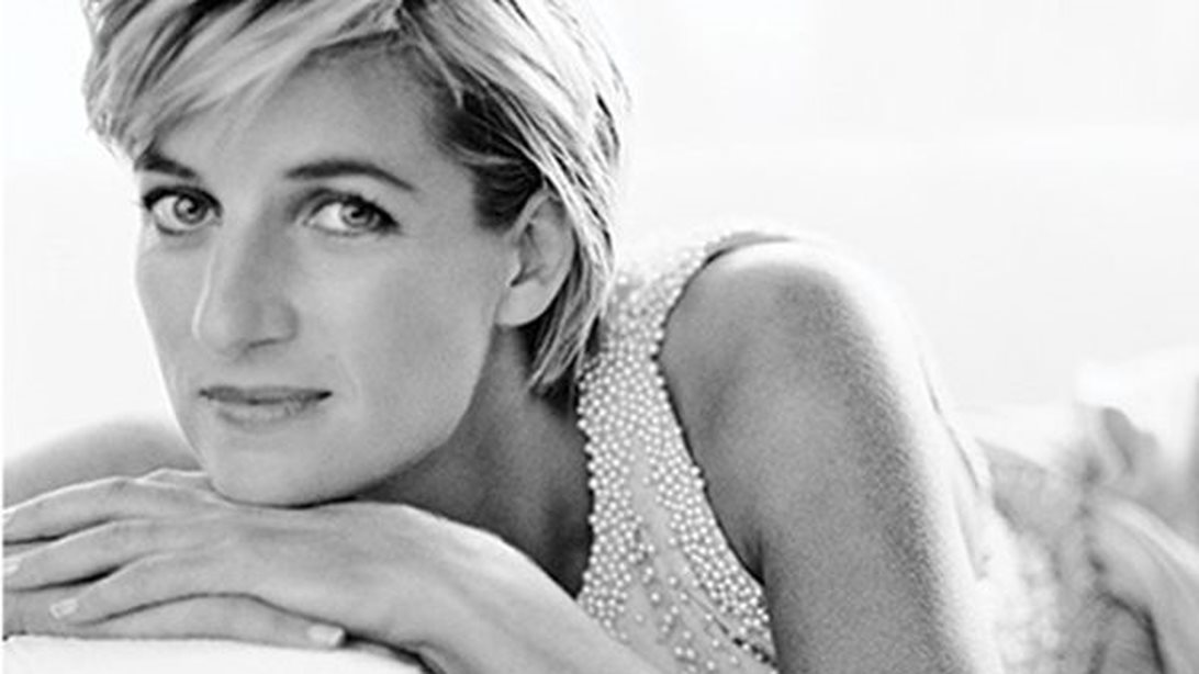 Πριγκίπισσα Diana | Η χρονιά που εμφανίστηκε στο Met Gala