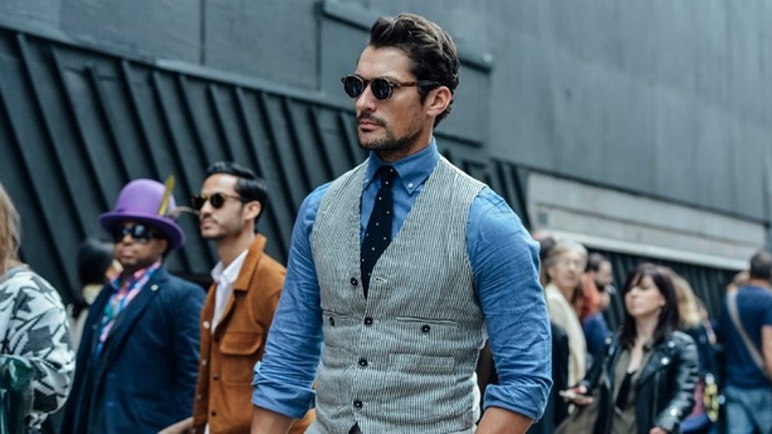 Έξι τρόποι για να φορέσεις το Oxford πουκάμισο: Να πώς θα πάρεις το 100% από το απόλυτο κομμάτι κάθε αντρικής ντουλάπας.