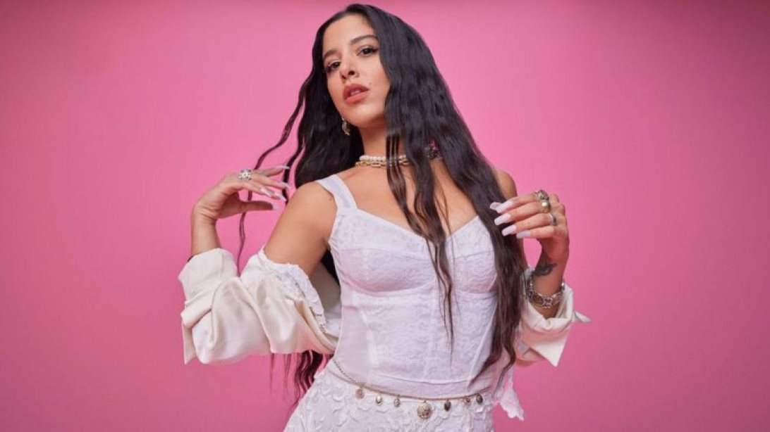 Η Μαρίνα Σάττι &amp; το "Ζάρι" στον καθωσπρεπισμό