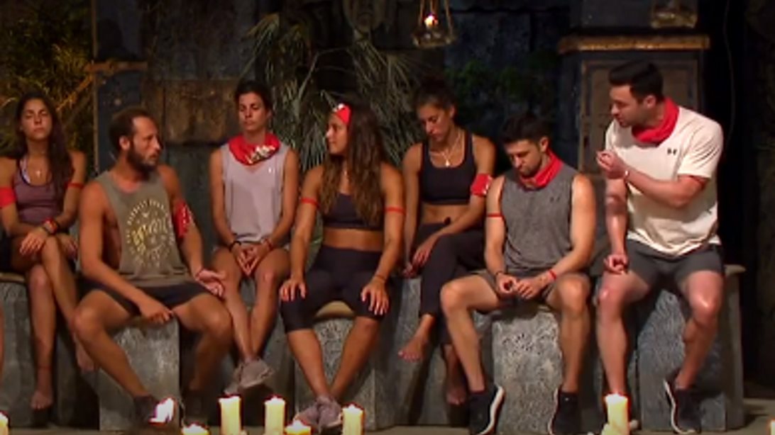 Survivor | Χαμός στο συμβούλιο του νησιού: "Με είπε σκ@τόβλαχο" - Όλοι οι υποψήφιοι προς αποχώρηση