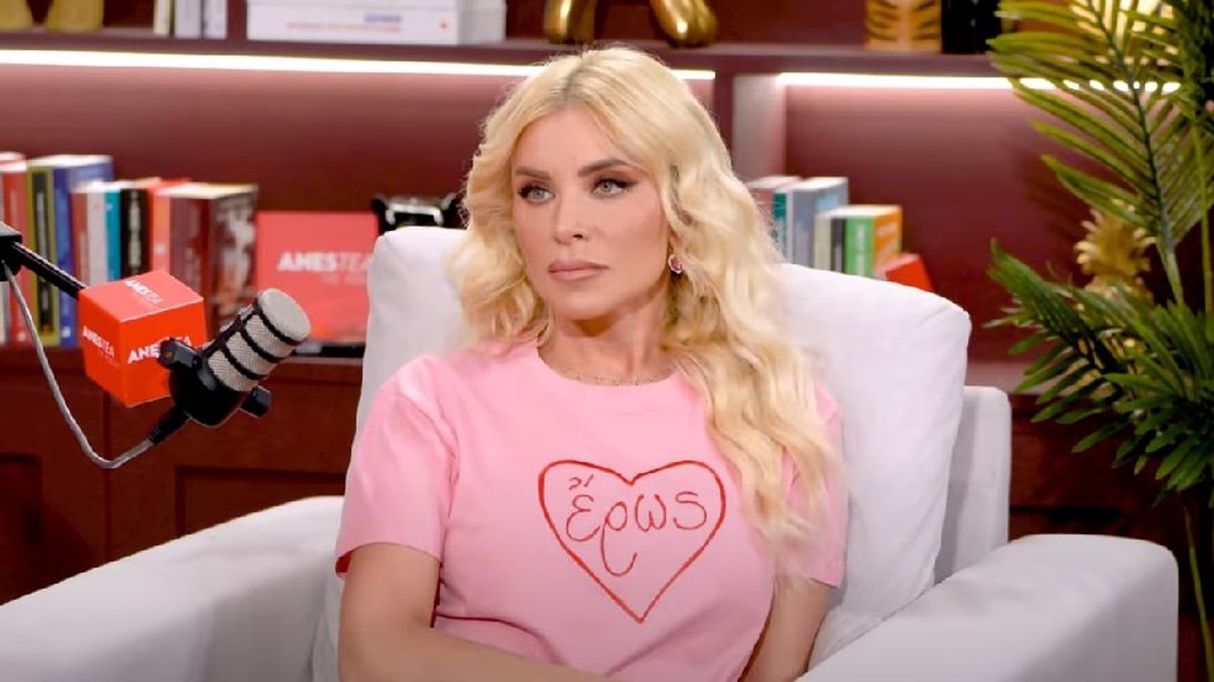 Κατερίνα Καινούργιου: "Ήθελα ο Νίκος Κοκλώνης να είναι λίγο πιο δίπλα μου σε αυτό το κομμάτι - Νιώθω ότι πολλές φορές έχει έναν λάθος περίγυρο"