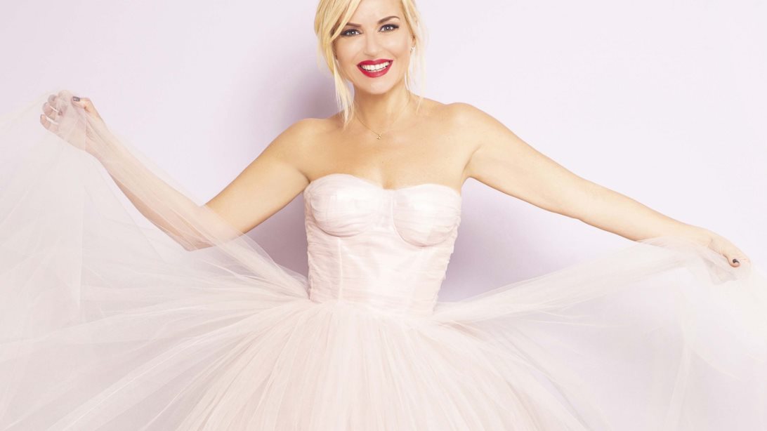 Your Face Sounds Familiar: Η πριγκίπισσα Μπεκατώρου &amp; οι επίσημες φωτογραφίες των 10 παικτών