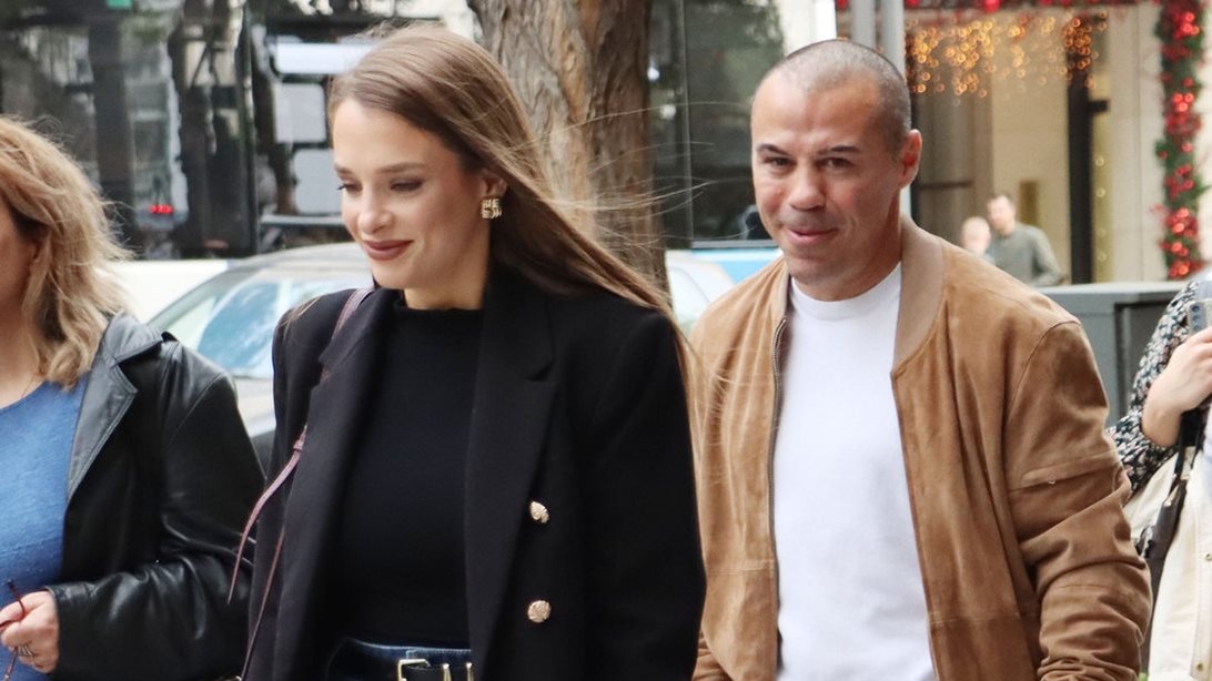 Ο Μιχάλης Ζαμπίδης σε σπάνια δημόσια εμφάνιση με τη σύζυγο και τις δίδυμες κόρες τους