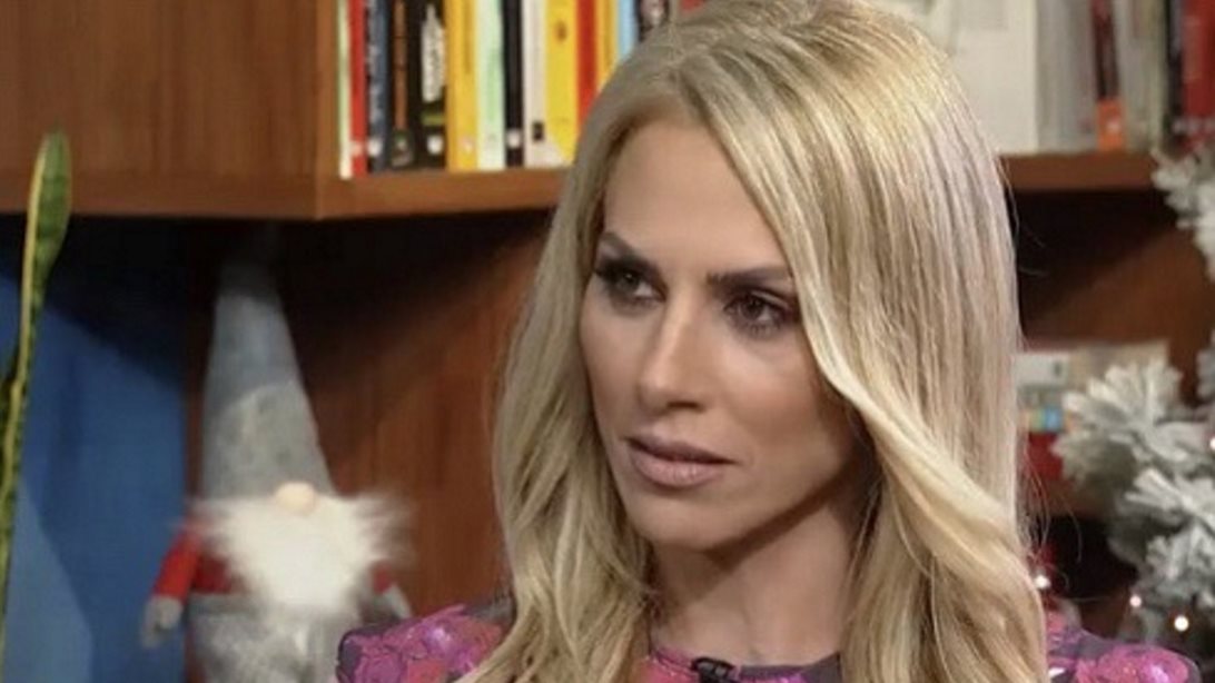 Ντορέττα Παπαδημητρίου: "Είναι άδικο για τη Μαίρη Συνατσάκη - Είχαμε συζητήσει και τότε ότι ήταν κακό το αστείο"