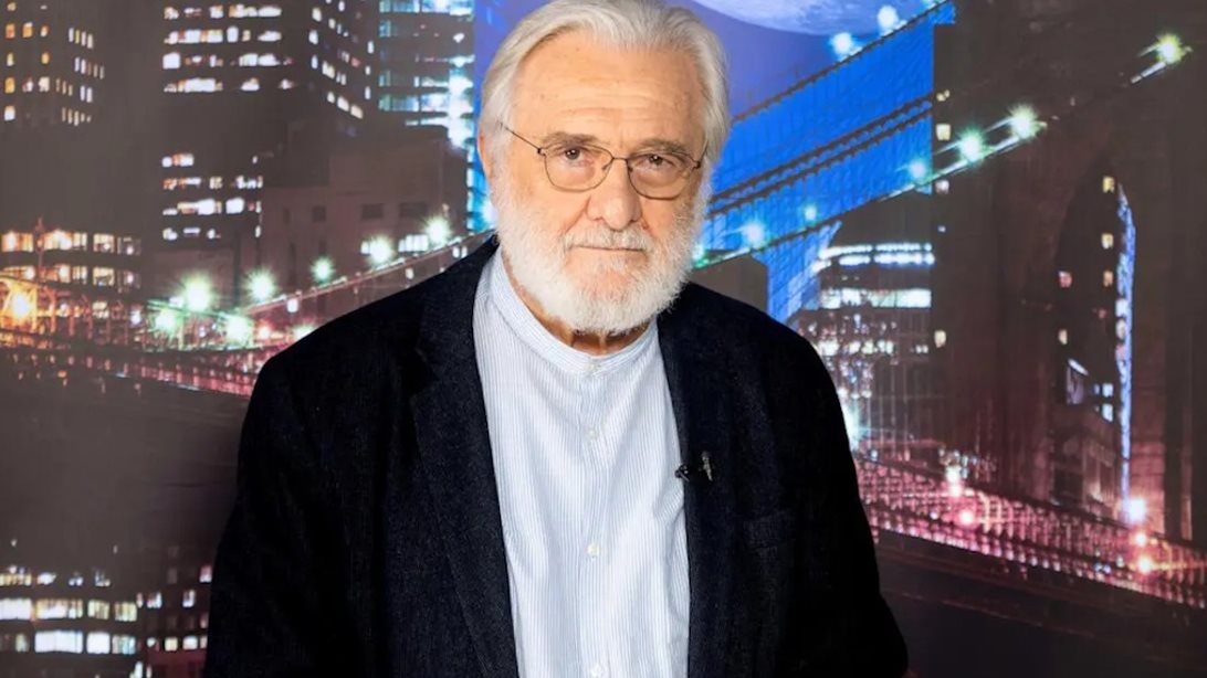 Γιάννης Σμαραγδής: Μου είπε  "Πρέπει να σας συλλάβω" - Είμαστε φίλοι πια με αυτόν, θα τον παντρέψω