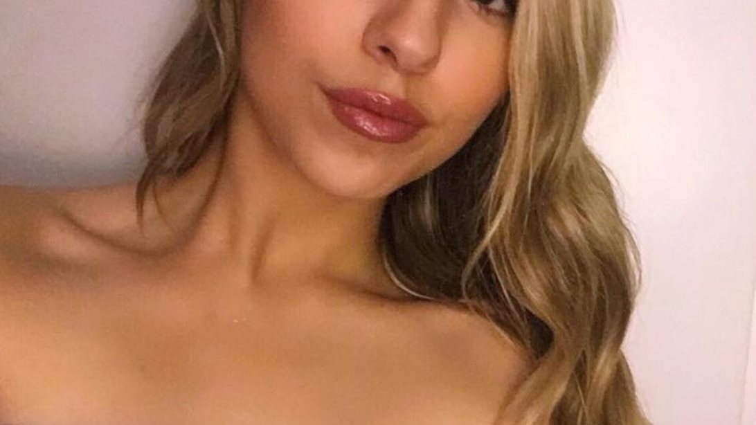 Ιωάννα Χαρδαλιά: Η 19χρονη κόρη του Νίκου Χαρδαλιά είναι φοιτήτρια Νομικής και blogger που αγαπά τη μόδα και την ομορφιά!