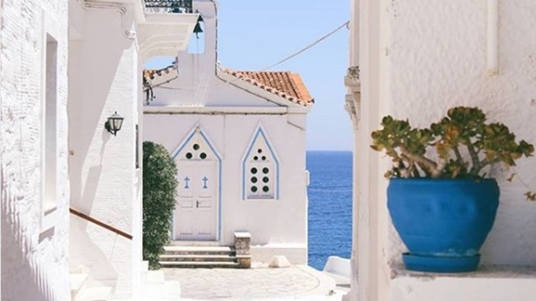 5 κοντινοί προορισμοί για την Πρωτομαγιά: Εσύ που θα πιάσεις τον Μάη φέτος;