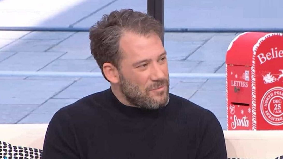 Αντίνοος Αλμπάνης: "Πρέπει να στείλουμε ένα καλάθι στον Morgan Freeman, ένα παστίτσιο, κάτι!"