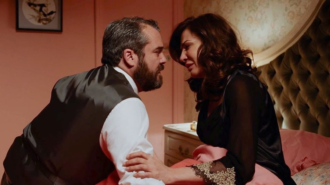 Ψυχοκόρες | Η Νέλλα χειροτερεύει &amp; ο Κοσμάς, πάνω σε ένα ξέσπασμα, κάνει το αδιανόητο!