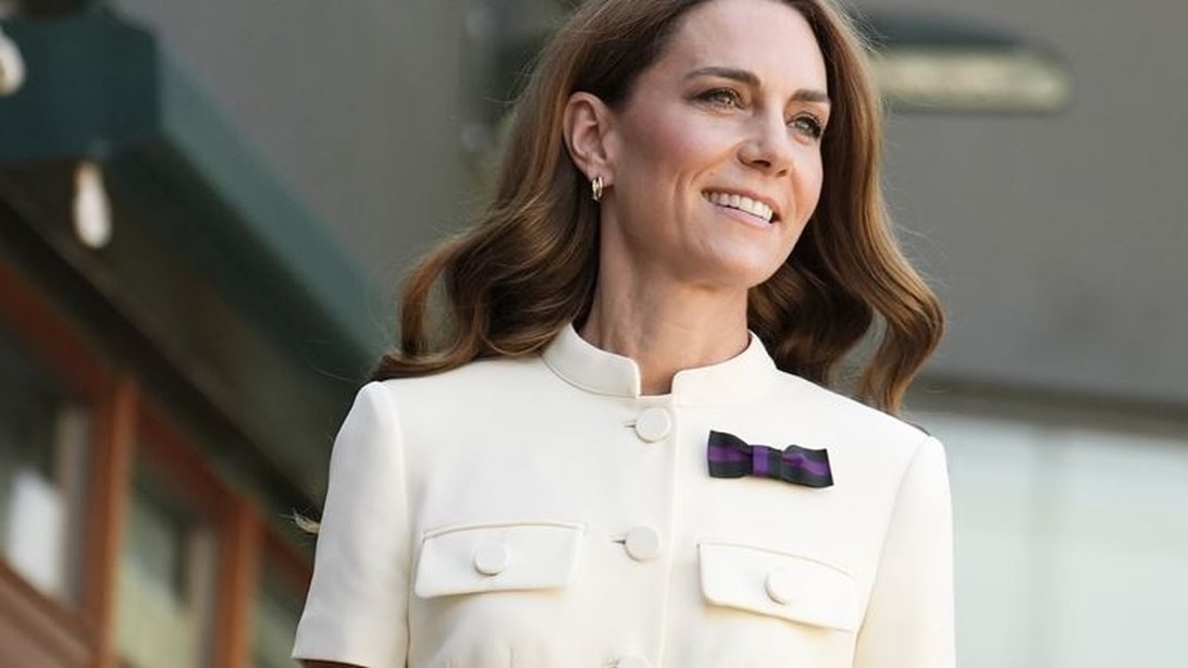 Kate Middleton | Όλες οι φορές που τίμησε την πριγκίπισσα Diana μέσα από τις ενδυματολογικές της επιλογές