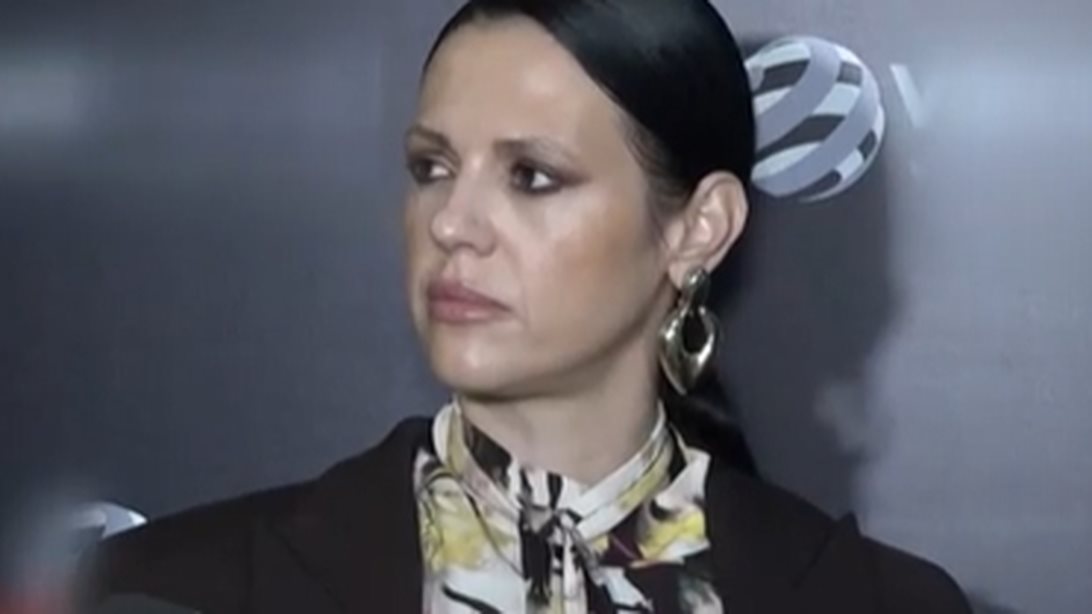 Ραμόνα Βλαντή: "Το 1% των Ελληνίδων celebrities κρατάει αληθινή τσάντα αξίας 20.000 ευρώ"