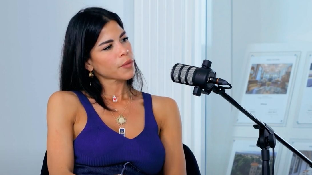 Δάφνη Καραβοκύρη: &quot;Ο μπαμπάς μου έχασε τα χρήματα του - Πούλησε ένα ακίνητο για να μη διακόψω τις σπουδές μου&quot;