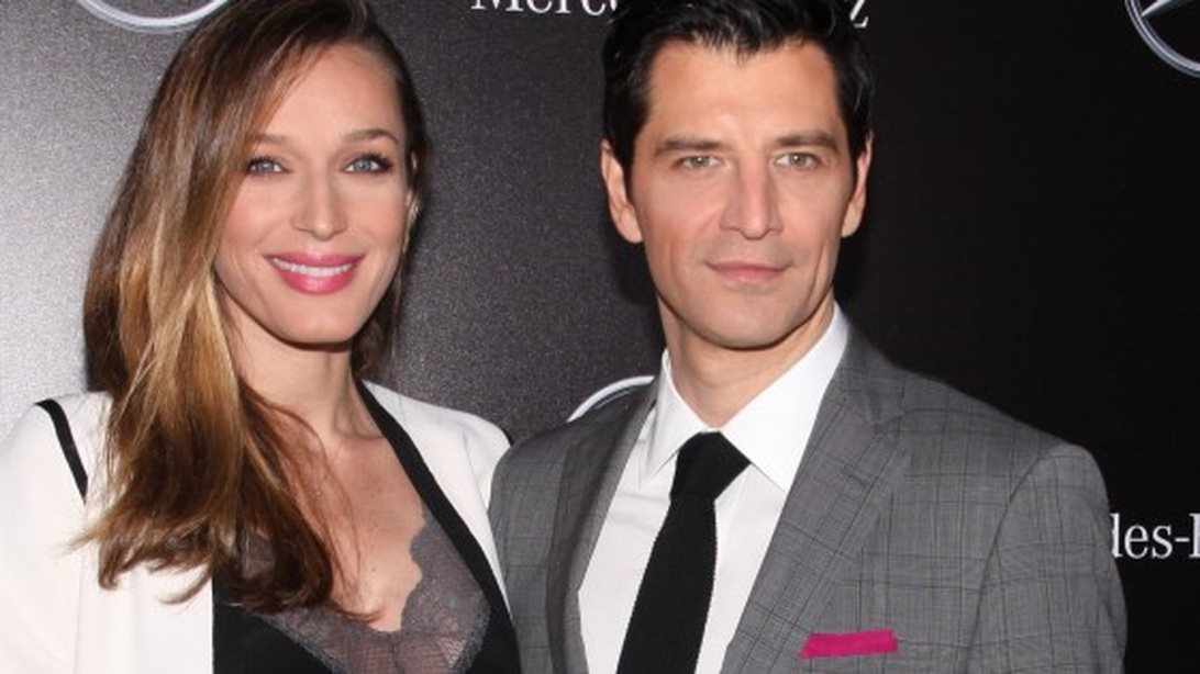 Σάκης Ρουβάς - Κάτια Ζυγούλη: Θα τους παντρέψει ο Αρχιεπίσκοπος Ιερώνυμος! Η πρώτη φωτογραφία στα social media