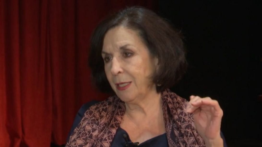 Νένα Μεντή: "Ήμουν δύσκολη. Προτιμούσα να πεινάσω ένα τρίμηνο παρά να κάνω κάτι που δεν μου άρεσε"