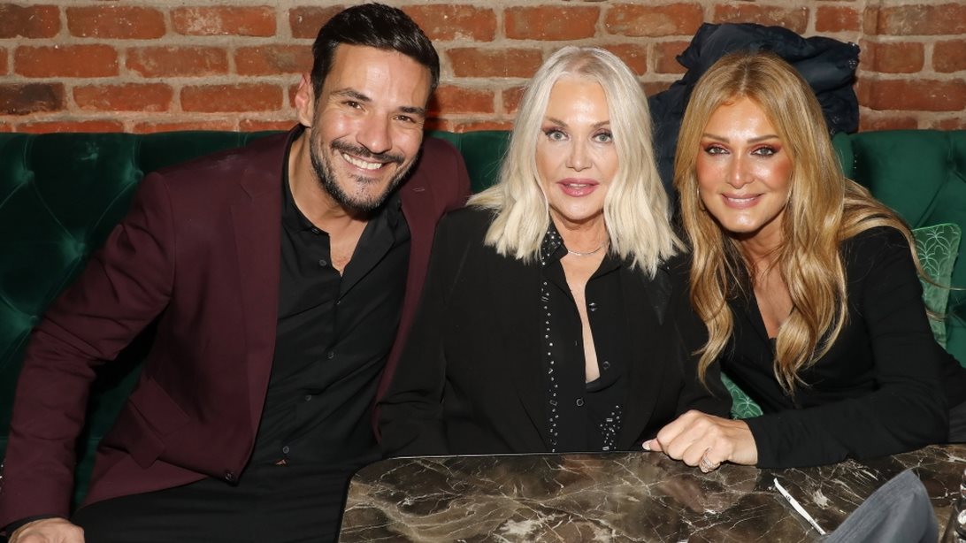 Όλες οι διάσημες αφίξεις στο birthday party του Κώστα Τσουρού