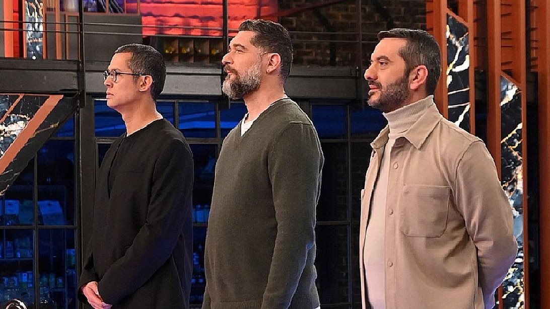 MasterChef | Οι δύο μπριγάδες θα διαγωνιστούν σε τυφλή σκυταλοδρομία!