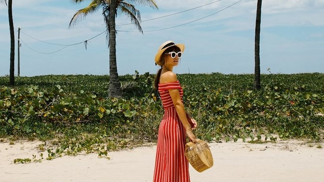 8 tips για να ντυθείς όταν έχει καύσωνα
: Όταν το στυλ δοκιμάζεται στις πιο δύσκολες θερμοκρασίες
