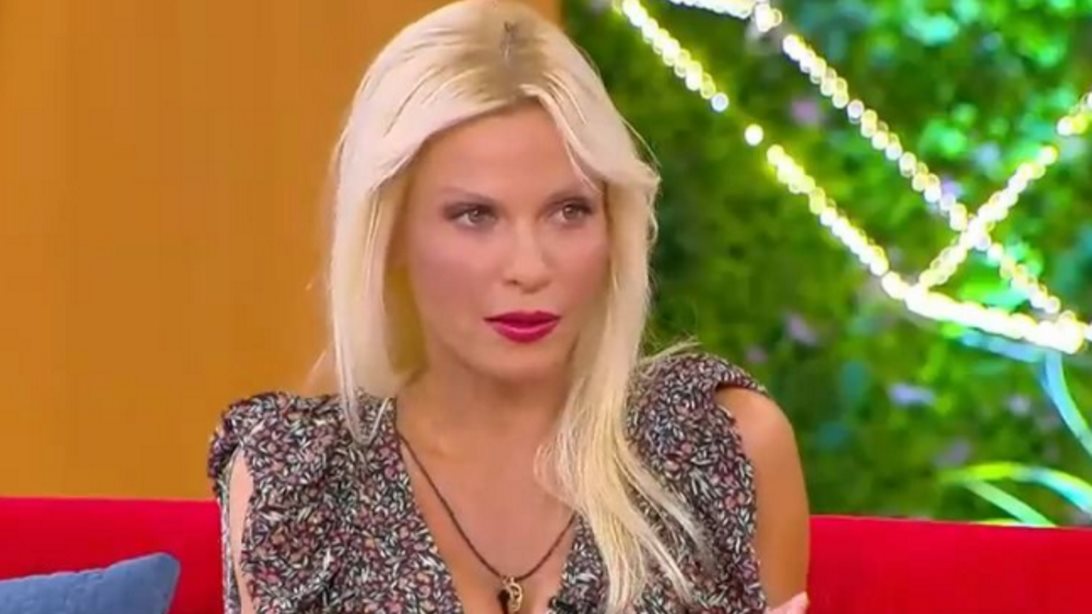 Η Ασημίνα Ιγγλέζου για την Ελίζαμπεθ Ελέτσι: "Ας αφήσει το στέμμα της και να προσέχει τι λέει. Υπάρχει και ένα όριο"