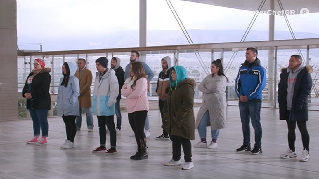 MasterChef: Η δοκιμασία με τις 3 ομάδες &amp; τα σχόλια Κατερίνας - Μαρίας για τους «νέους»