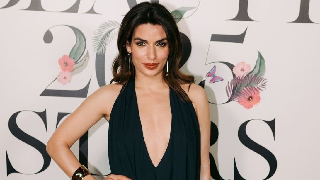 Η Τόνια Σωτηροπούλου με το δερμάτινο παντελόνι που θα φέρει αέρα ανανέωσης στο χειμερινό ντύσιμο