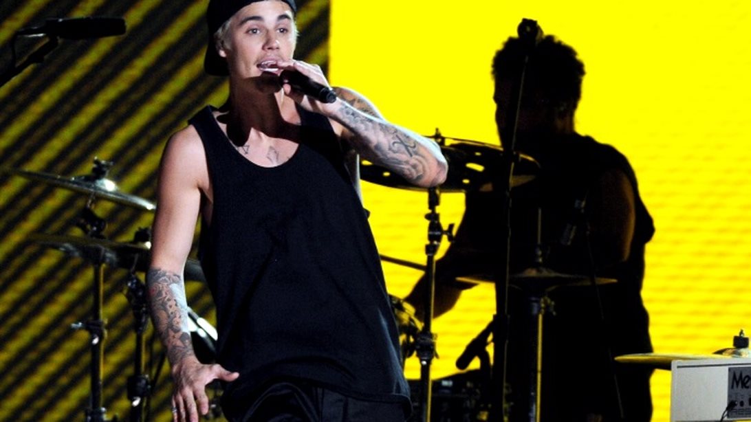 Justin Bieber: Τι συμβαίνει όταν ντύνεσαι σαν εκείνον για να ξεγελάσεις τον κόσμο;
