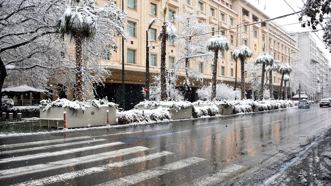 Κακοκαιρία "Barbara": Το σχέδιο της αστυνομίας και της πυροσβεστικής - Περισσότεροι από 1.000 αστυνομικοί σε 34 σημεία ελέγχου