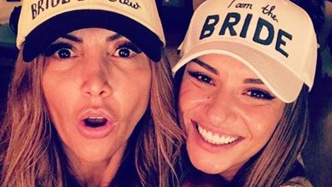 Ελένη Τσολάκη: Πώς πέρασε το τελευταίο της βράδυ ως single; Οι φωτογραφίες από bachelorette party της!