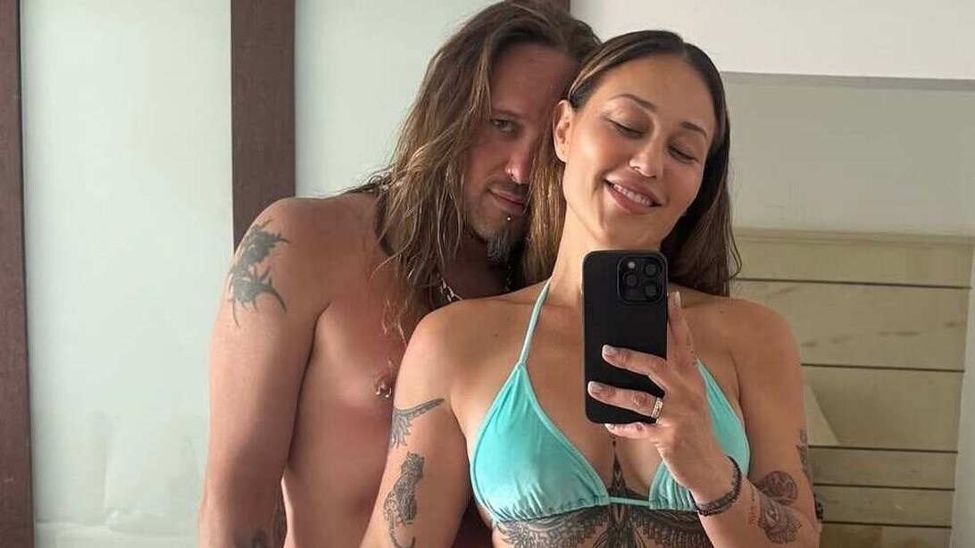 Η Πηνελόπη Αναστασοπούλου σε οικογενειακές διακοπές στην Κρήτη