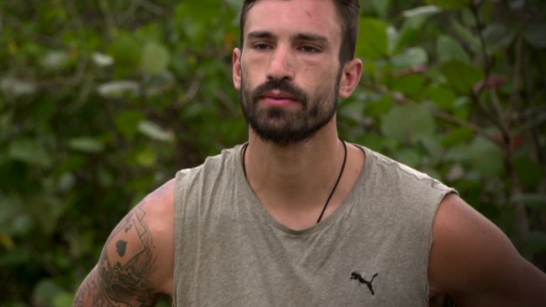 Survivor: Ο Ηλίας Γκότσης «καρφώνει» ειρωνείες, πισώπλατες συζητήσεις και κλίκες εναντίον του!