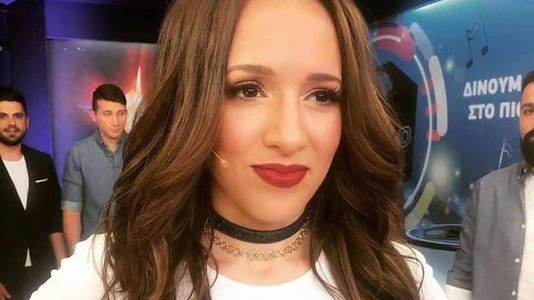 Καλομοίρα: Το ιδιαίτερο outfit στο 14ο live του Rising Star