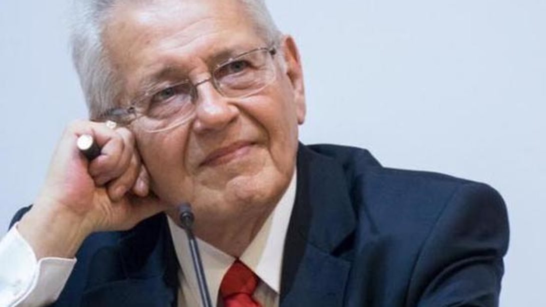 Δημήτρης Κωνσταντάρας: «Φλέρταρα εντόνως με τον θάνατο. Έπαθα κατάθλιψη. Φοβάμαι πολύ»