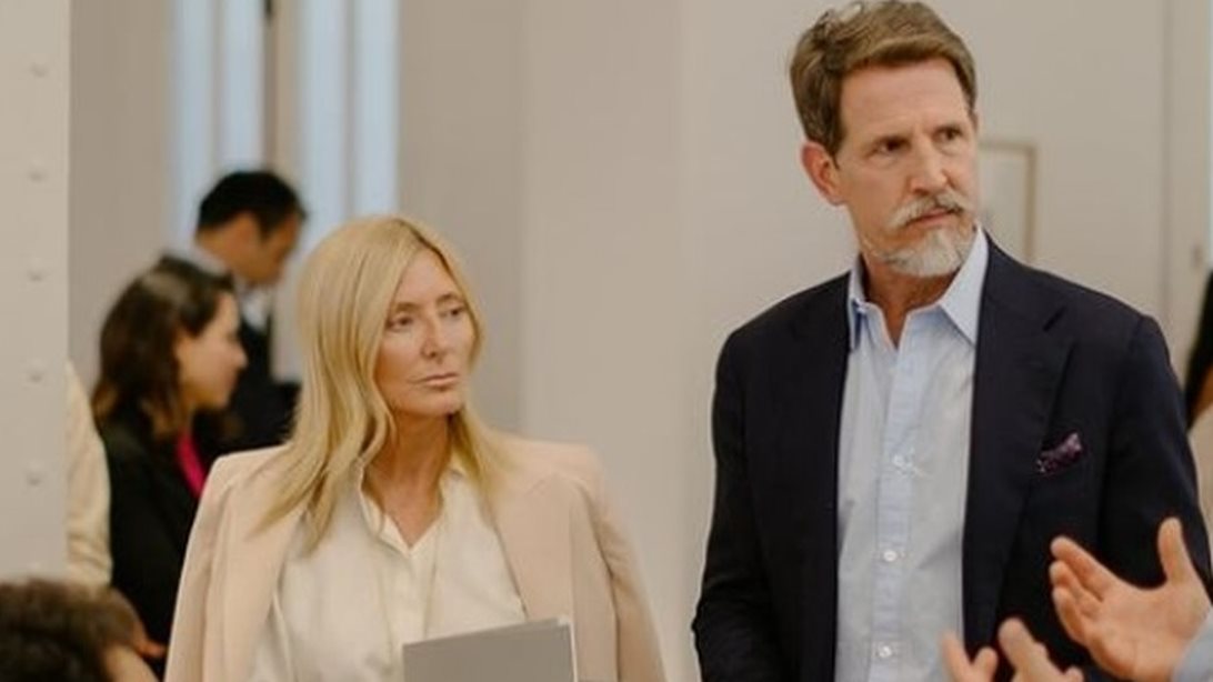 Μαρί Σαντάλ: Summer party στο σπίτι της στο Σαουθάμπτον: Με κοκτέιλ, σαλάτα με αστακό, μοσχαρίσιο φιλέτο και κομψό art de la table