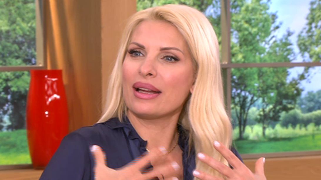 Ελένη Μενεγάκη: Είδε το μωρό της Μαντώς Γαστεράτου on air και ξετρελάθηκε! Δείτε όσα είπε