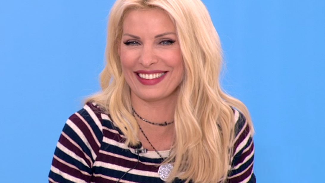 Ελένη Μενεγάκη
 
: Οι ευχές για τη γιορτή του γιου της &amp; η αποκάλυψη για τη Βαλέρια