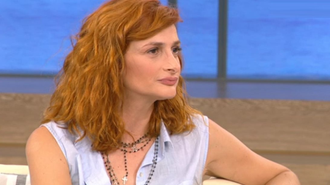 Μαρία Κωνσταντάκη: Πώς πρόδωσε on air στον ΑΝΤ1 τα νέα τηλεοπτικά σχέδια του ΣΚΑΪ