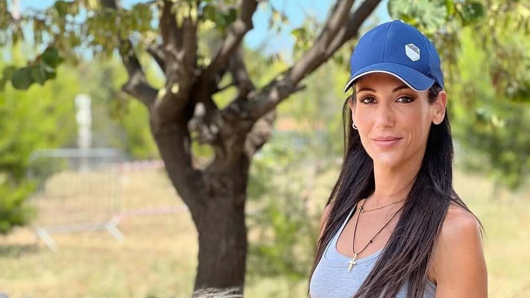 Η Ανθή Βούλγαρη βρήκε το ωραιότερο σχέδιο για κοντά νύχια