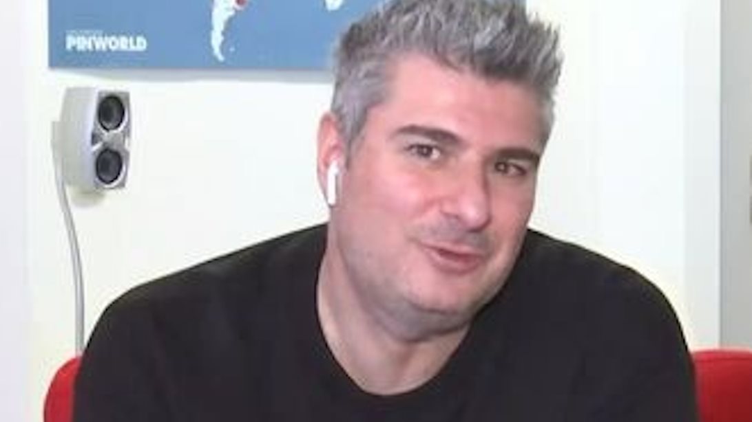 Νίκος Μωραΐτης: "Τα κόμματα δεν μου αρέσουν"