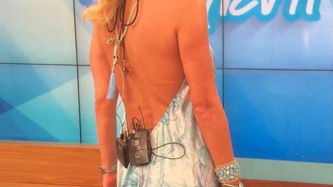 Ελένη Μενεγάκη: Τι φόρεσε στην εκπομπή της Τρίτης: Όλες οι λεπτομέρειες