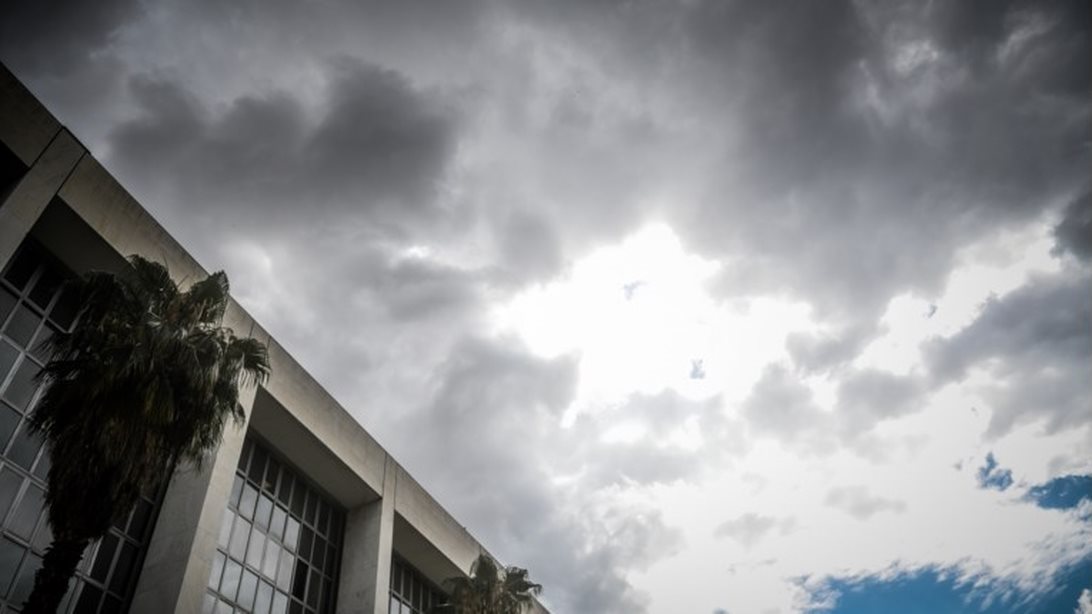 Αίθριος καιρός την Κυριακή - Πού θα σημειωθούν τοπικές βροχές