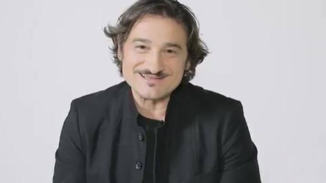 Βασίλης Χαραλαμπόπουλος : Θυμάται τις πιο viral στιγμές της καριέρας του!