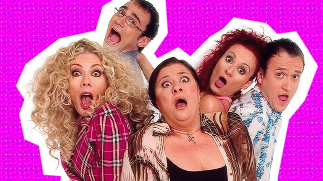 Reunion: Οι «Παρά Πέντε» ποζάρουν μαζί 15 χρόνια μετά!