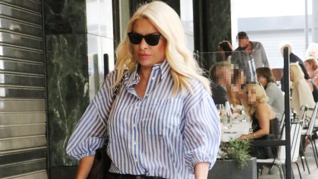 Η Ελένη Μενεγάκη σε καθημερινά στιγμιότυπα