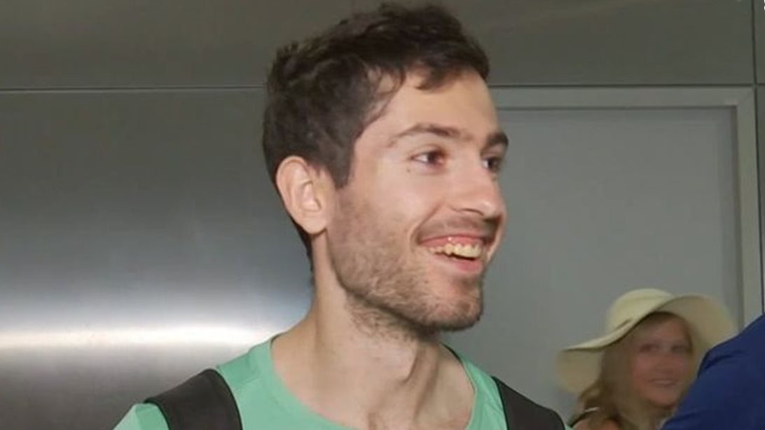 "Τώρα είναι έγκυρο ή να το πηδήξει και με... γόβες;" - Αποθέωση στο Twitter για το νέο ρεκόρ του Τεντόγλου