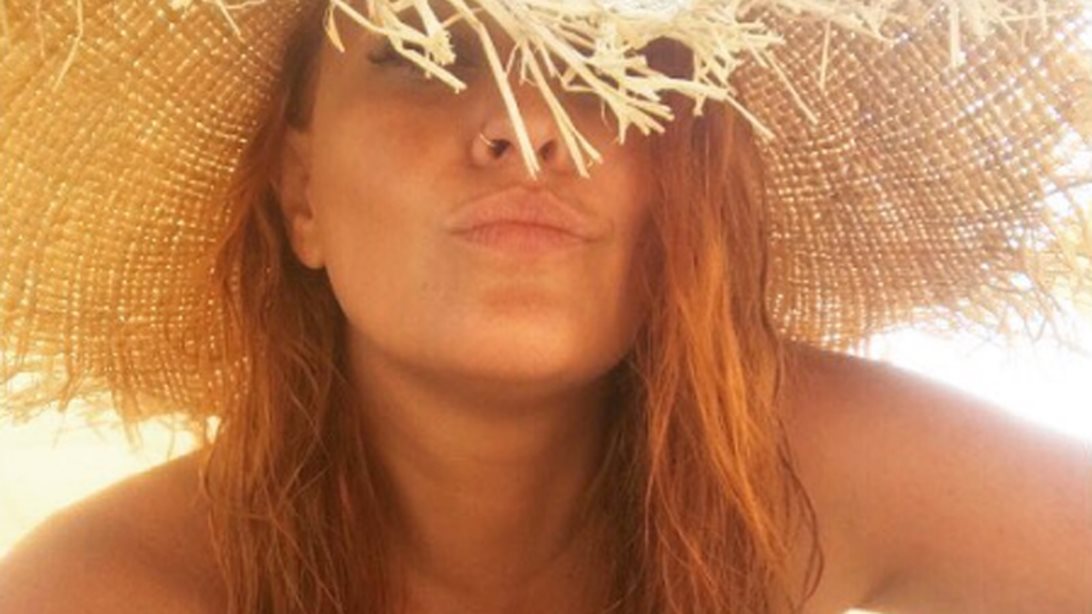 Σίσσυ Χρηστίδου: Παιχνίδια στη θάλασσα με τον γιο της: Φωτογραφία