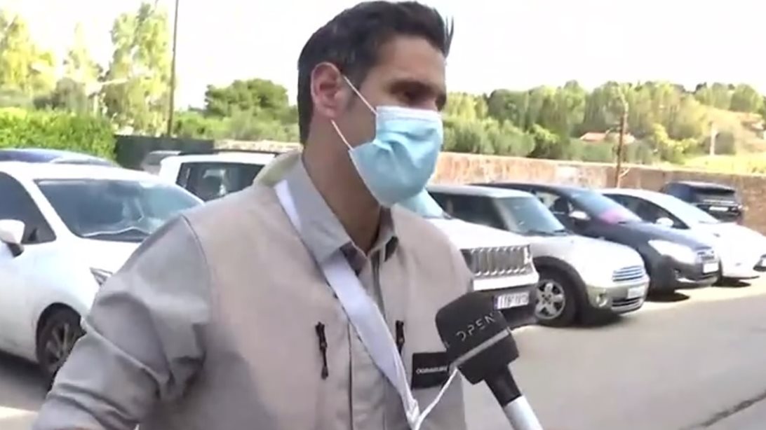 Ο Δημήτρης Ουγγαρέζος διατηρεί την σιωπή του για το τηλεοπτικό του μέλλον