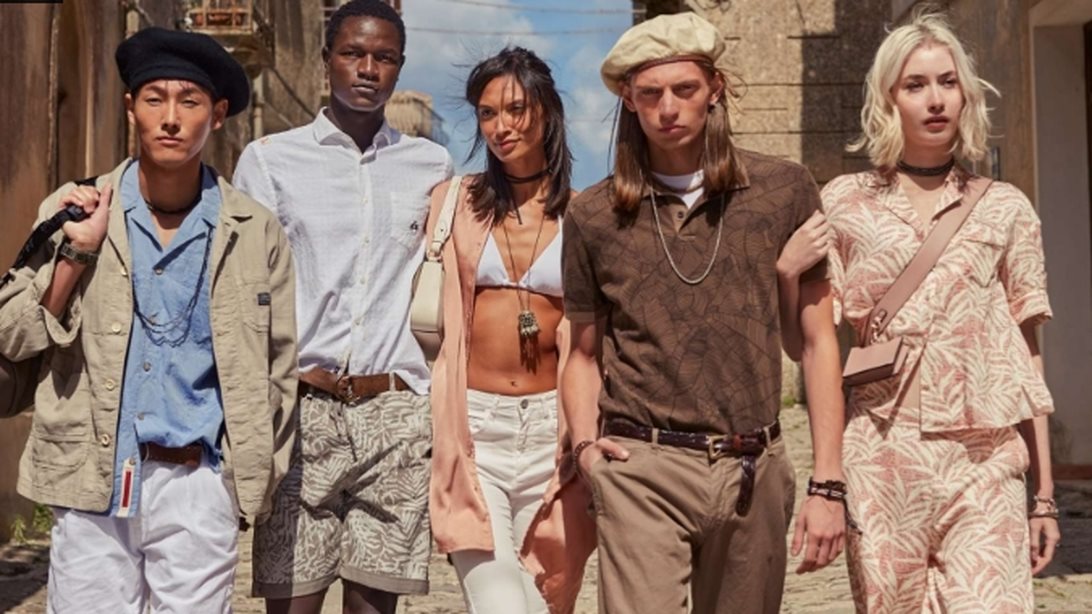 #SeasonFavorites: Το polo μπλουζάκι που χρειάζεσαι για ένα στιλάτο καλοκαίρι