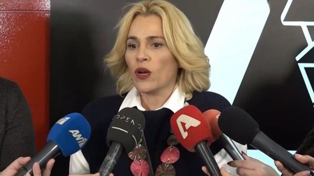 Τζένη Μπότση: "Δεν είμαι μανούλα, είμαι μάνα, νούλα δεν είμαι σε καμία περίπτωση"