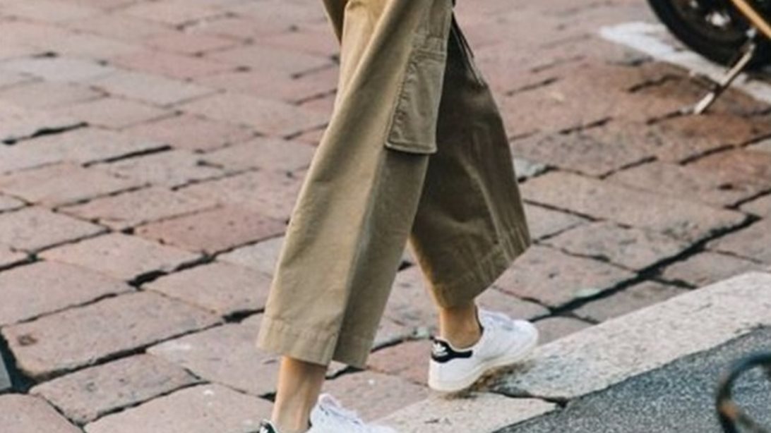 O δεκάλογος των sneakers: Τα 10 Dos &amp; Don&#39;ts για να δημιουργήσεις το τέλειο athleisure look
