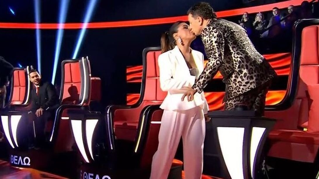 The Voice | Το φιλί Παπαρίζου - Μουζουράκη και το ποτ-πουρί των coaches